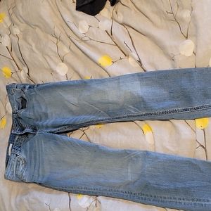 Kut from the kloth MIA toothpick skinny.